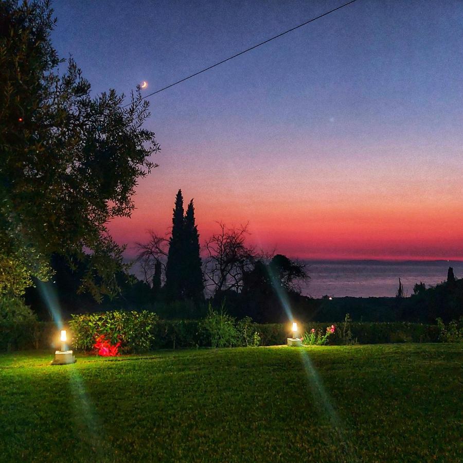 Artolithia * Riza (Epirus)